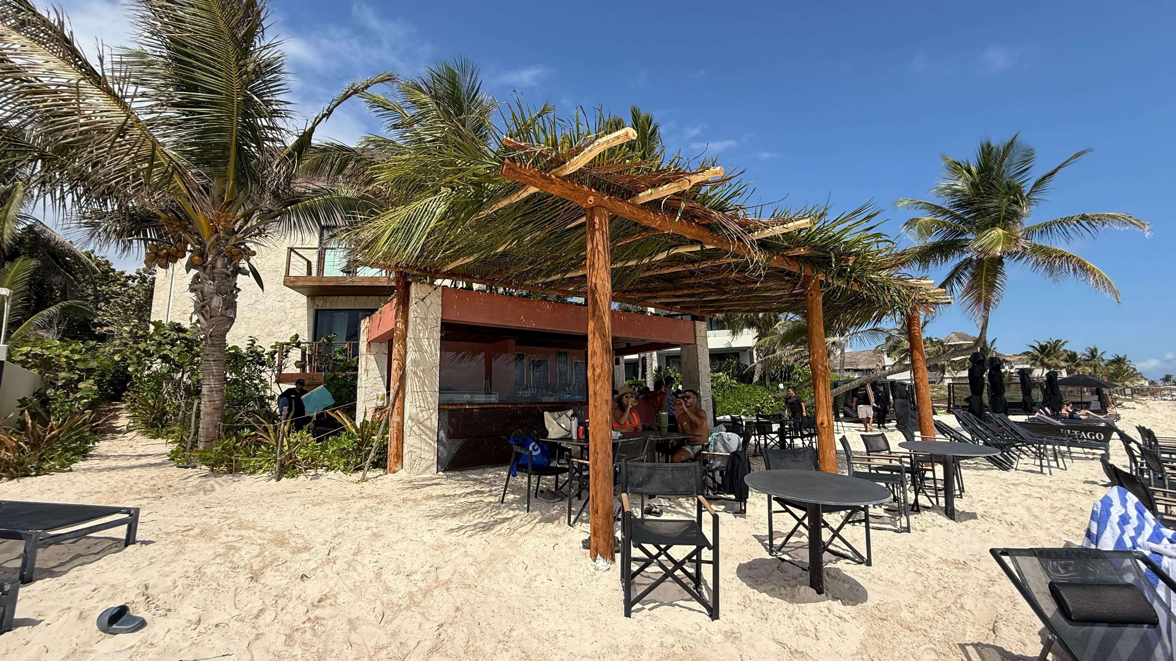 FARA FARA: PARRILLA LOCAL Y COSMO gallery image 3